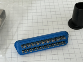 Schüco 36p male centronics connector