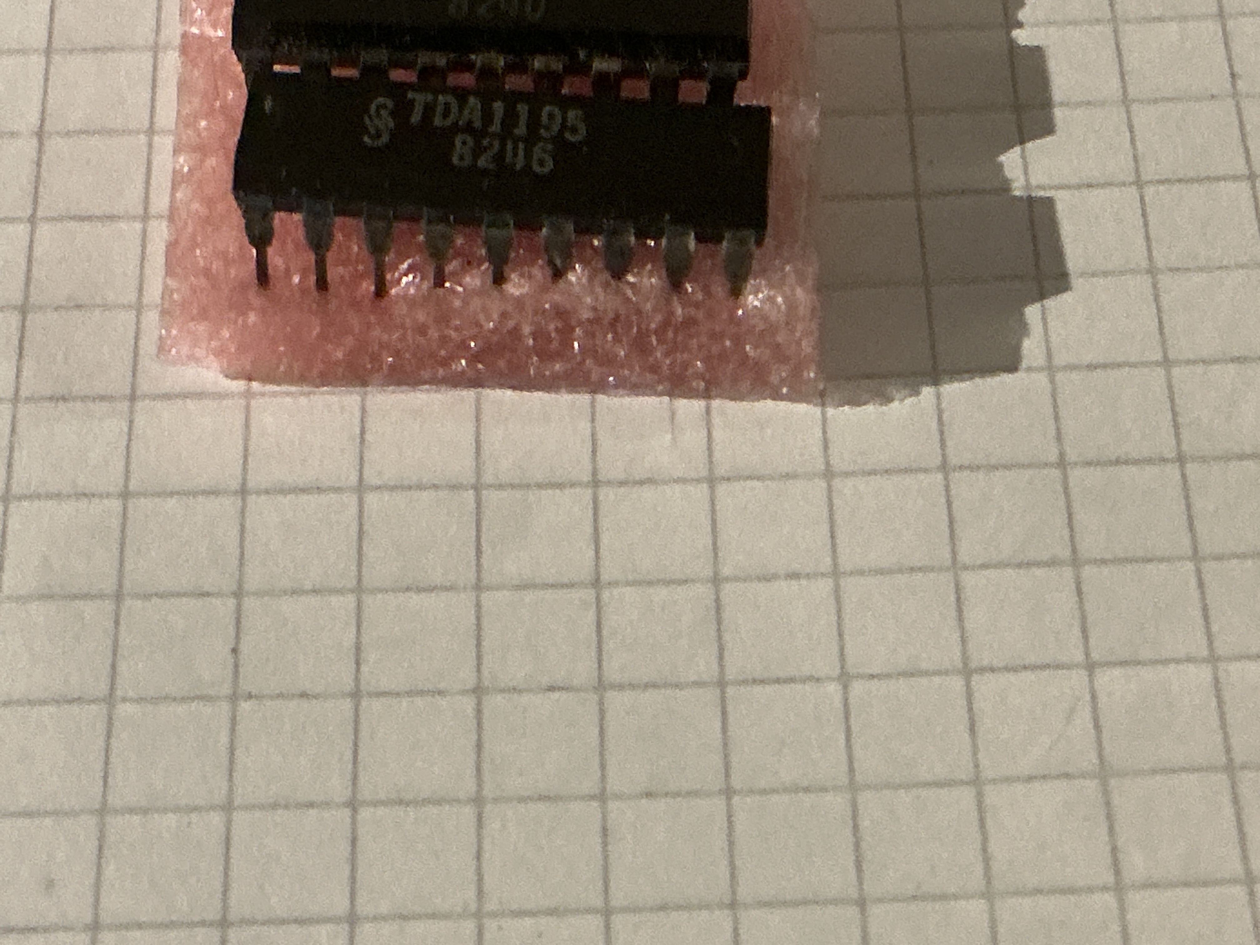 TDA1195