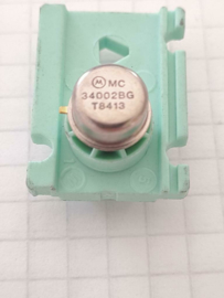 Motorola  MC34002BG Op-Amp JFET metal can-8