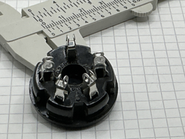 Amphenol 5 pins / polig vacuum tube/relay socket 78 - 5S N
