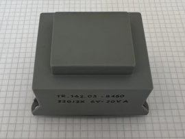 Trafo input: 220V output: 2x 6V 20VA