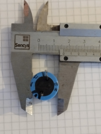 Philips 680uf  35v  034 GV elco radiaal NOS
