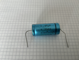 Valvo 47uf  elco 250v axiaal