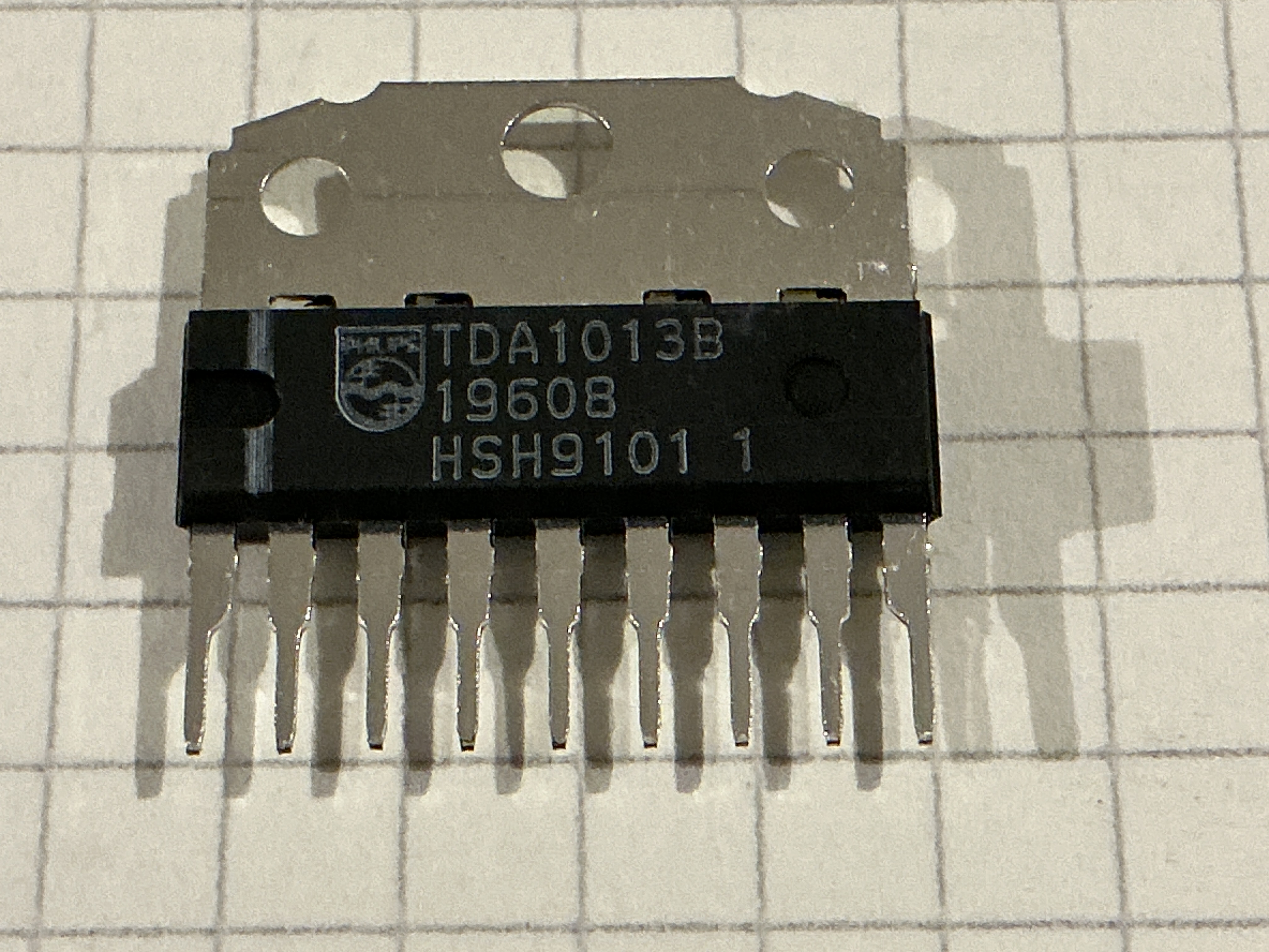TDA1013