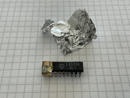 LA5700