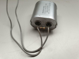 Condensator 8uf 250v Made in Holland (30x)