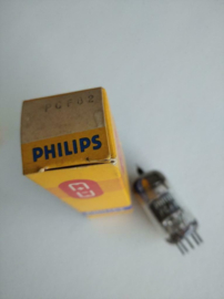 Philips PCF82 buis NOS