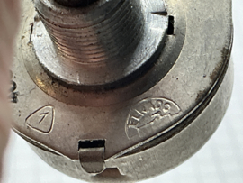13M Lin potmeter 6mm as metaal Elrado