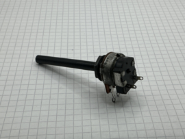 2k2 Lin potmeter met schakelaar 6mm as radiohm