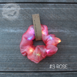 Organza scrunchie met LED lichtjes - rose