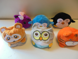 pluche dier knuffels omkeerbaar 16 x 14 cm prijs per stuk