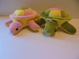 pluche schildpad 2 kleur 24 cm prijs per stuk