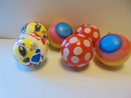 opblaas hand Ballen mix kleur 11 cm prijs per stuk