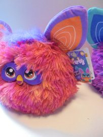 Hasbro pluche Furby 2 kleur 25x25 cm prijs per stuk