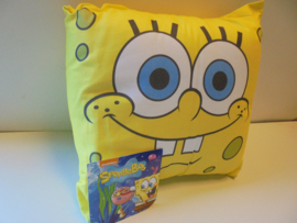 Spongebob kussen met licentie 36x36x12 cm prijs per stuk