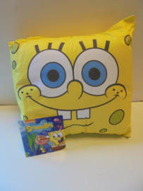 Spongebob kussen met licentie 36x36x12 cm prijs per stuk