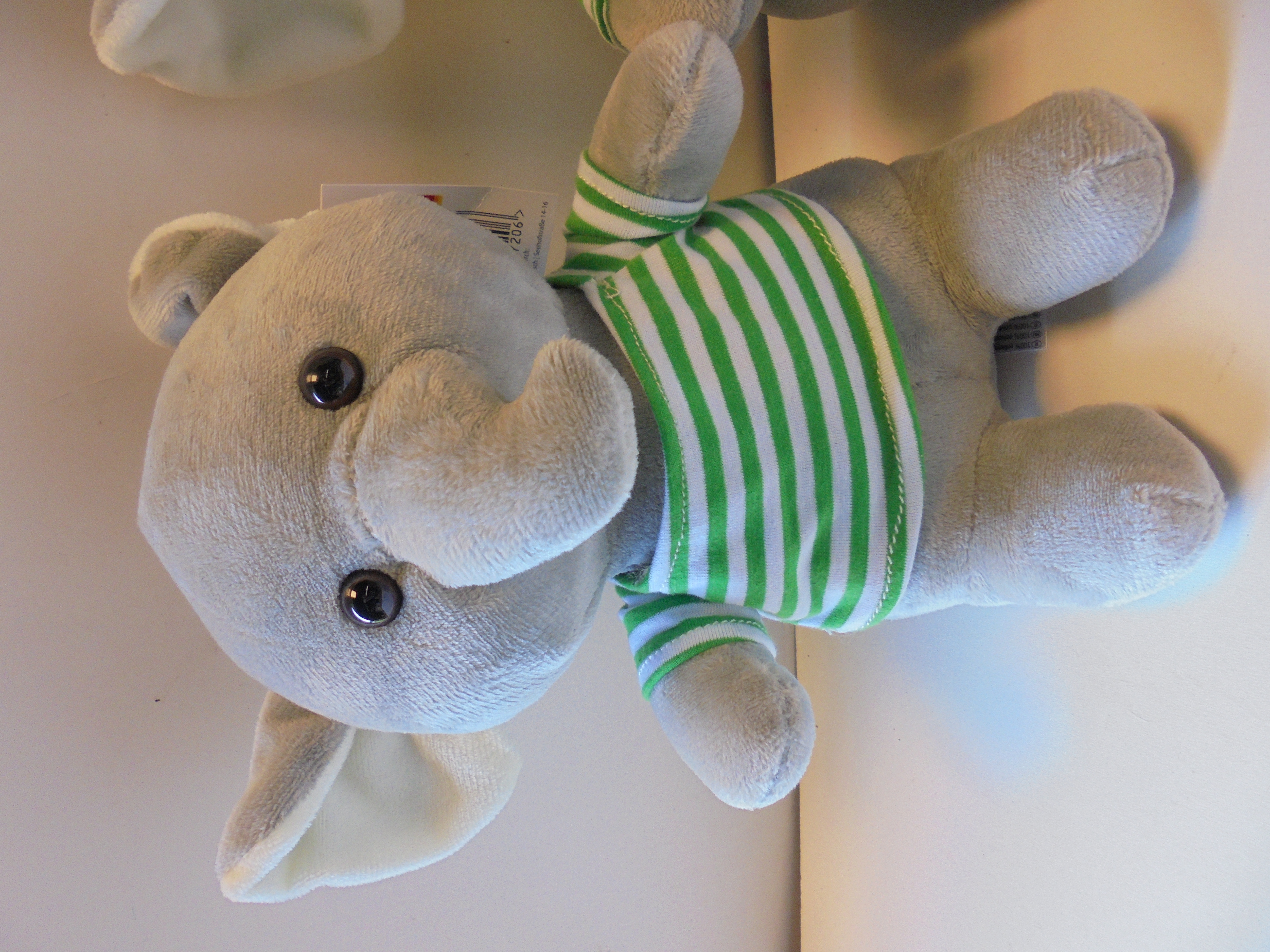 Sunkid Pluche olifant 23 cm prijs per stuk