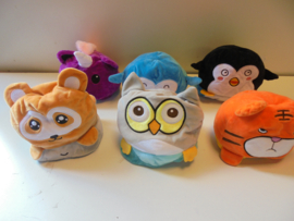 pluche dier knuffels omkeerbaar 16 x 14 cm prijs per stuk
