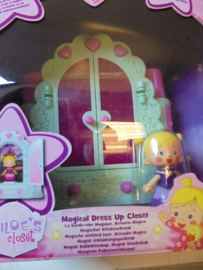 Chloe's magische verkleed kast 27x27x13 cm met licht en geluid  prijs per stuk