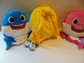 pluche Nickelodeon BaBy Shark rugtas met licentie 3 kleur 35x25 cm prijs per stuk