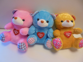 pluche color beer i love you 4 kleur 30 cm prijs per stuk