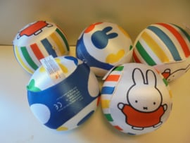 opblaas Nijntje miffy satijnen speel bal 13 cm met licentie prijs per stuk