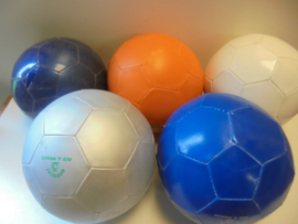 lichte voetbal maat 5 mix kleuren prijs per stuk