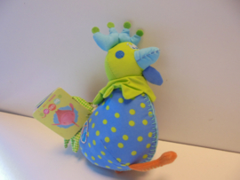 pluche Bacladi Kip met piep geluid 15x17 cm prijs per stuk
