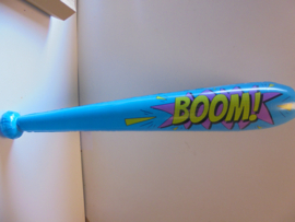 opblaas knuppel Boom!  80 cm assorti kleur prijs per stuk