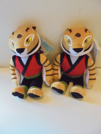 pluche dreamworks Heroes  tiger 20 cm prijs per stuk
