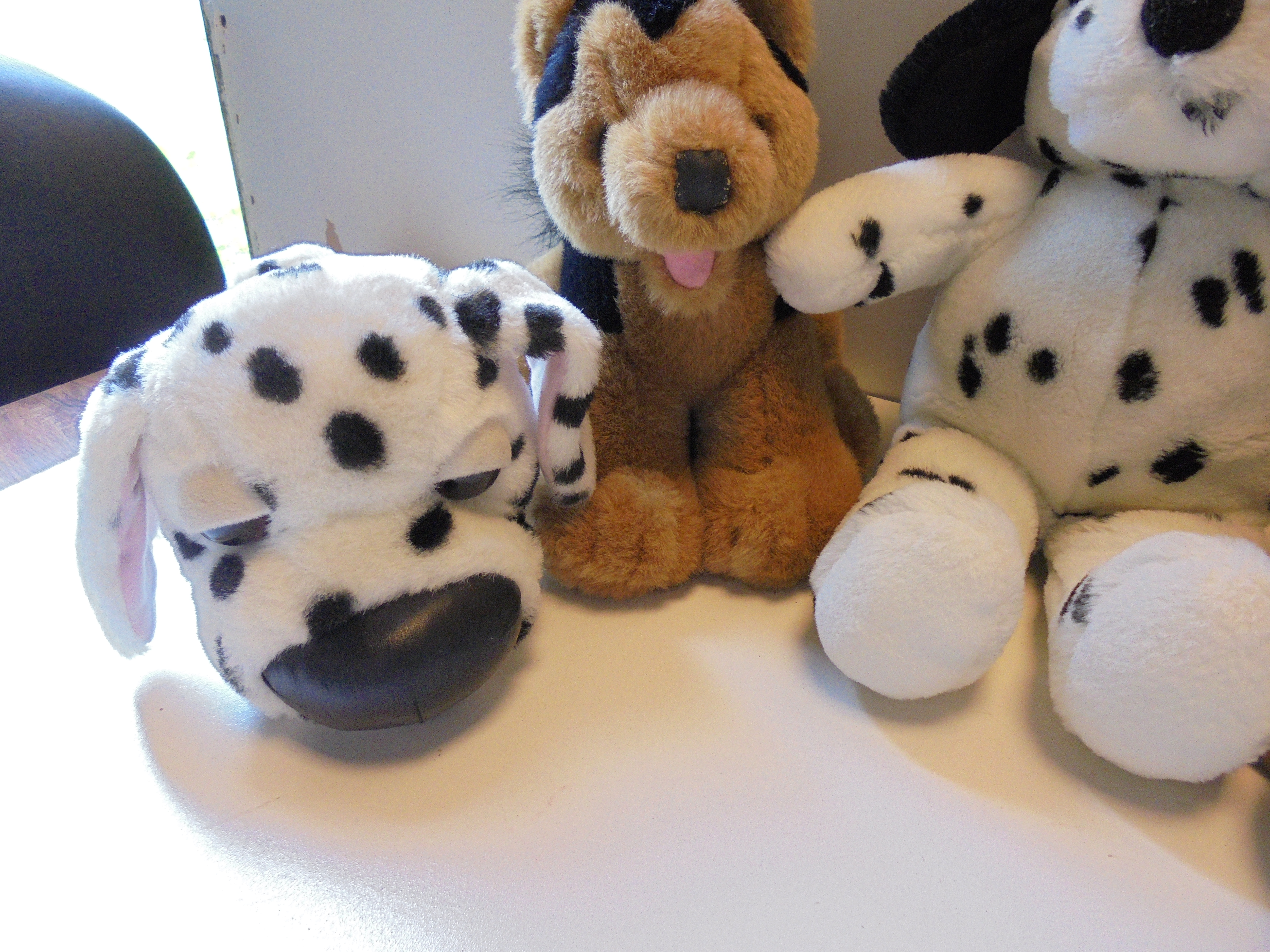 pluche hond set T55- 4 stuks 25-30- cm prijs per set a 4 stuks