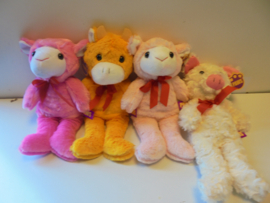 pluche paws assorti boerderij dieren 33 cm prijs per stuk