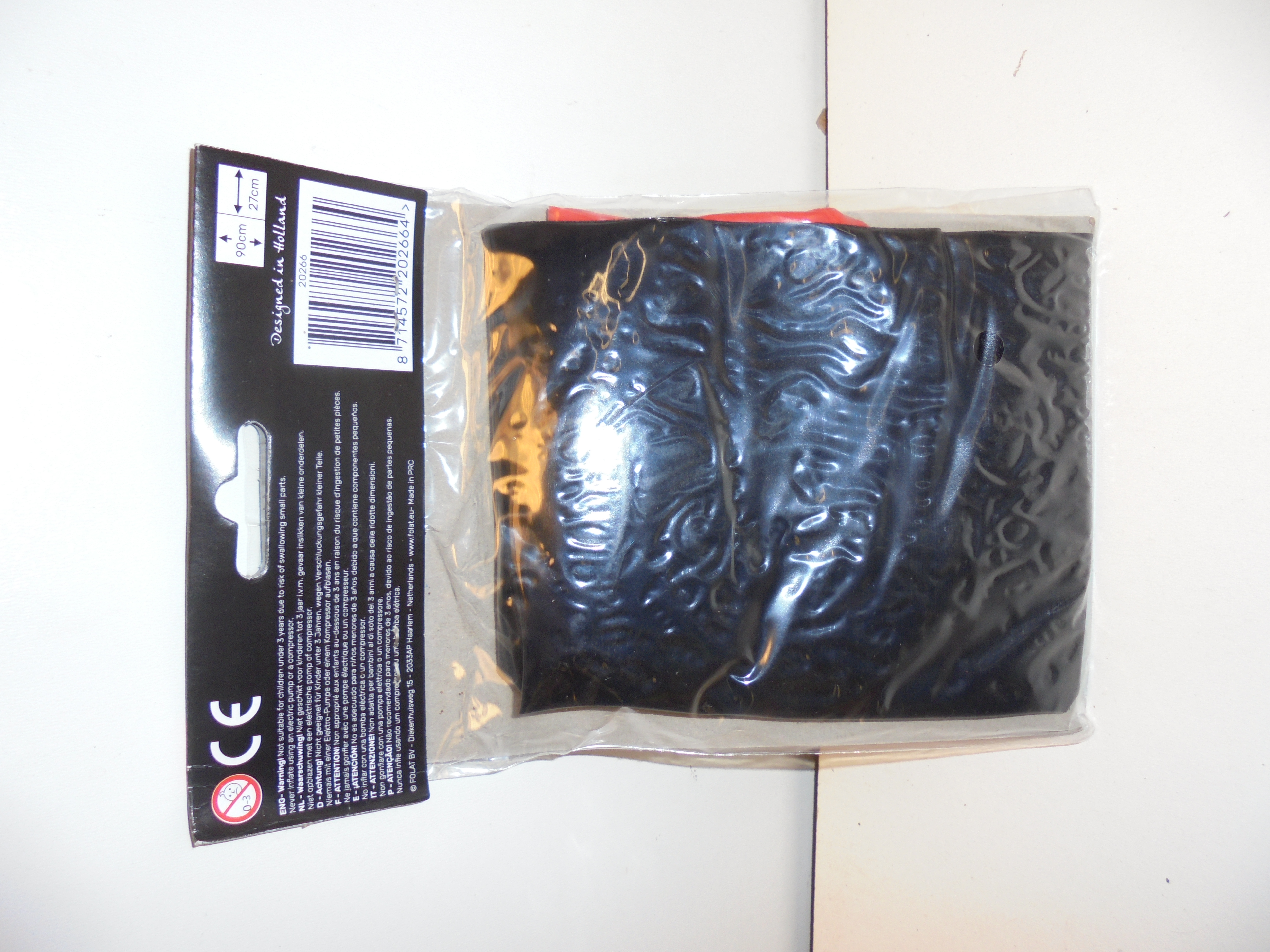 opblaas drietand afm 90 x 27 cm  prijs per stuk