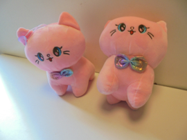 pluche roze kat met zuig nap 20 cm prijs per stuk