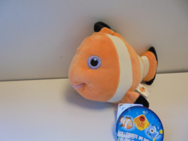 pluche clown vis  glow in the dark 22 cm prijs per stuk