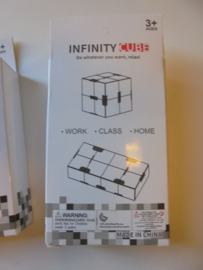 Infinity cube  wit prijs per stuk