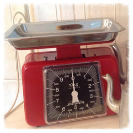 Vintage keuken weegschaal stube verkocht