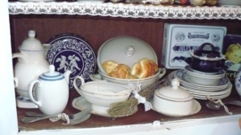 klein emaille pannetje