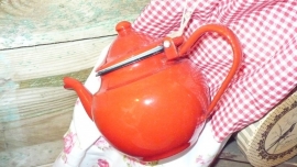 rood emaille theepotje GERESERVEERD!!
