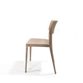 Feros Wing Stapelstoel Beige
