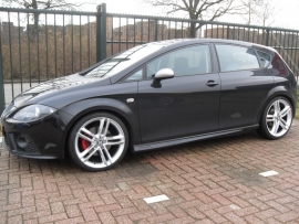 Seat Leon 19`` S5 en Eibach verlaagd