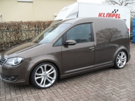 19`` VW Caddy   Audi S3  met 235 35 19 Falken 453