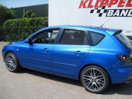 Mazda 3 met 18`` BBS Velgen en 225 40 18 Falken 453