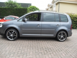 VW touran met 18`` Harry Hausen 225 40 18 Vredestein Vorti