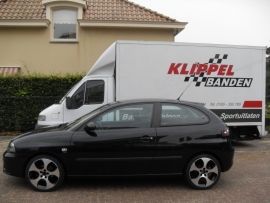 ibiza met 17`` Golf GTI Velgen en 205 40 17