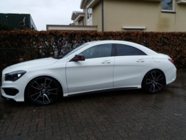 19''x8.5j  DRC DLA op mercedes CLA met 235/35R19 en 265/30R19