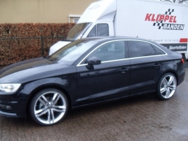 A3 limousine met 19`` Audi S5 Velgen