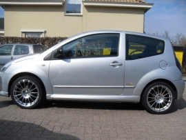 Citroen C2 met 17` `League LG295 en 205 40 17 Sailun Banden