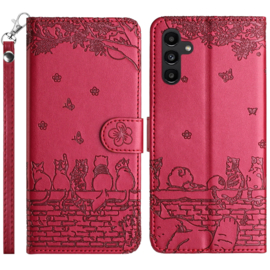 BookCover Hoes Etui voor Samsung Galaxy S24 FE  -  Rood  - Katten op muurtje - Reliëf