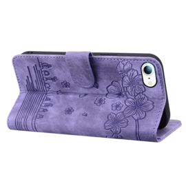 BookCover Hoes Etui voor Apple iPhone 16e  -  Paars - Bloemen Kat - Reliëf